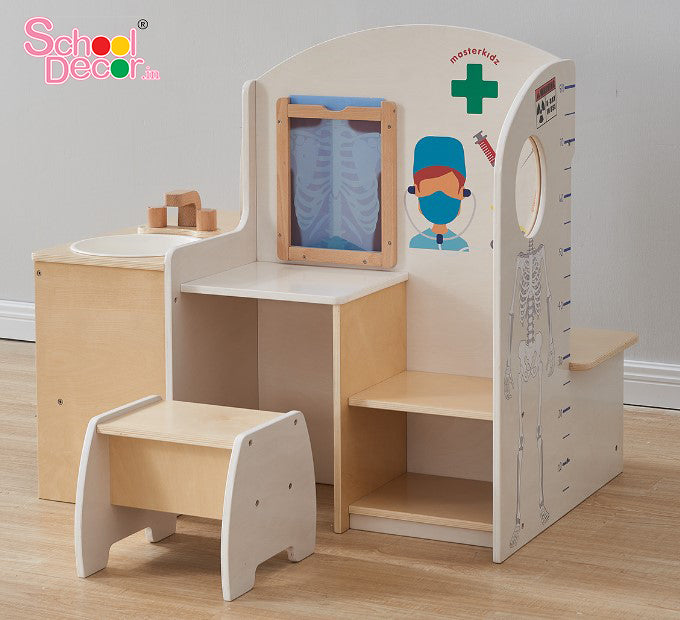 Doctor’s Clinic Role Play Station