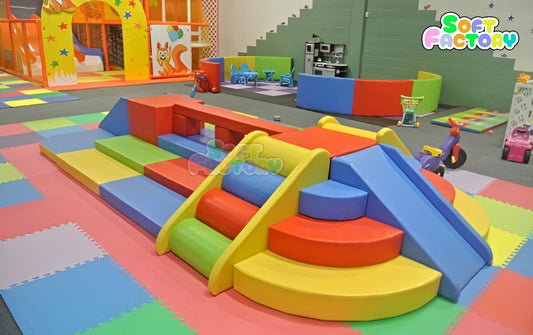 ULTRA BIG SOFT CLIMB ‘N’ SLIDE