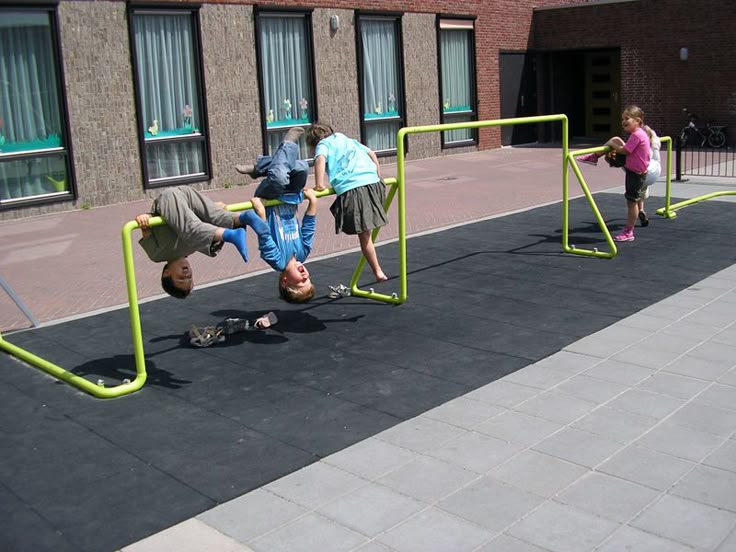 Outdoor Kids Balance & Hanging Bars