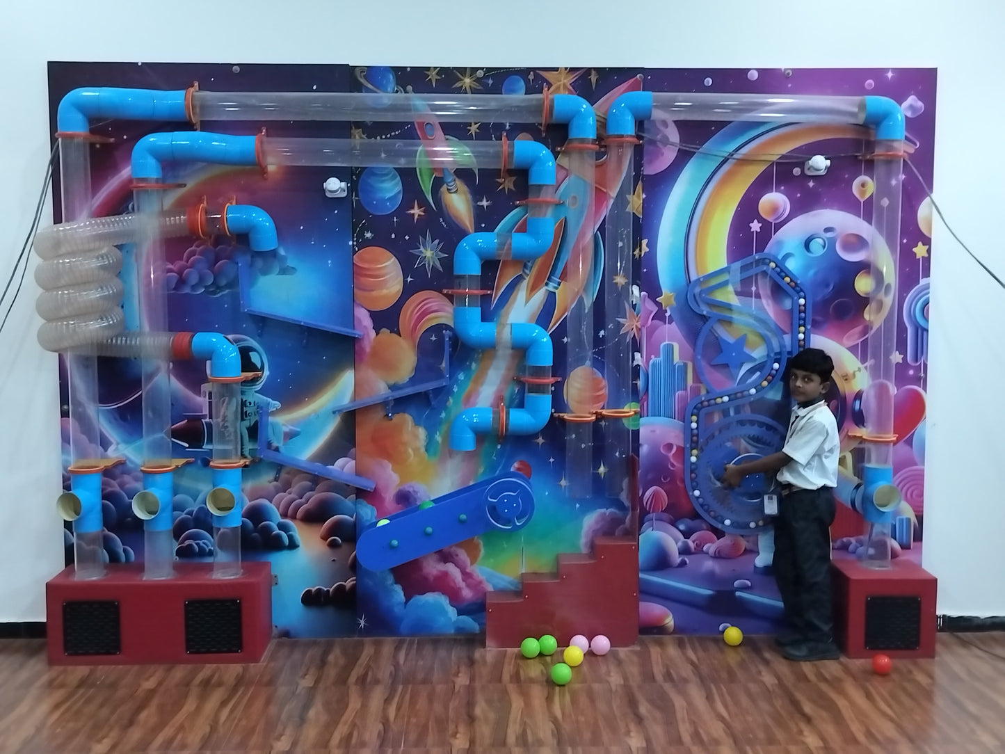 Interactive Air Tube Maze